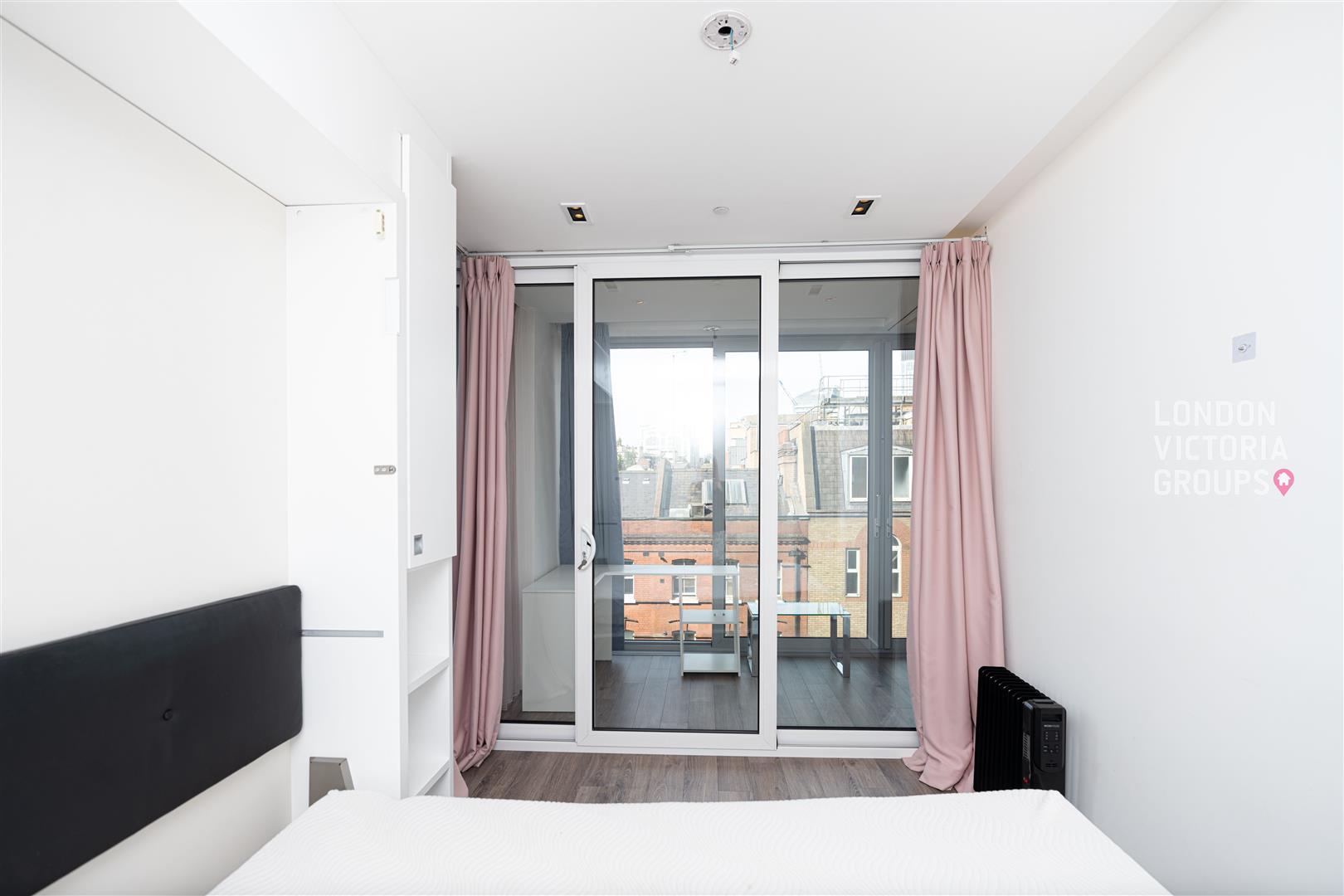 Cashmere House, 37 Leman Street, London
